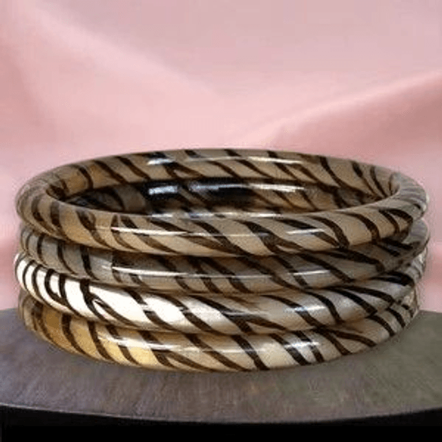 Bracelet Jonc Corne Zèbre noir 6 mm 
