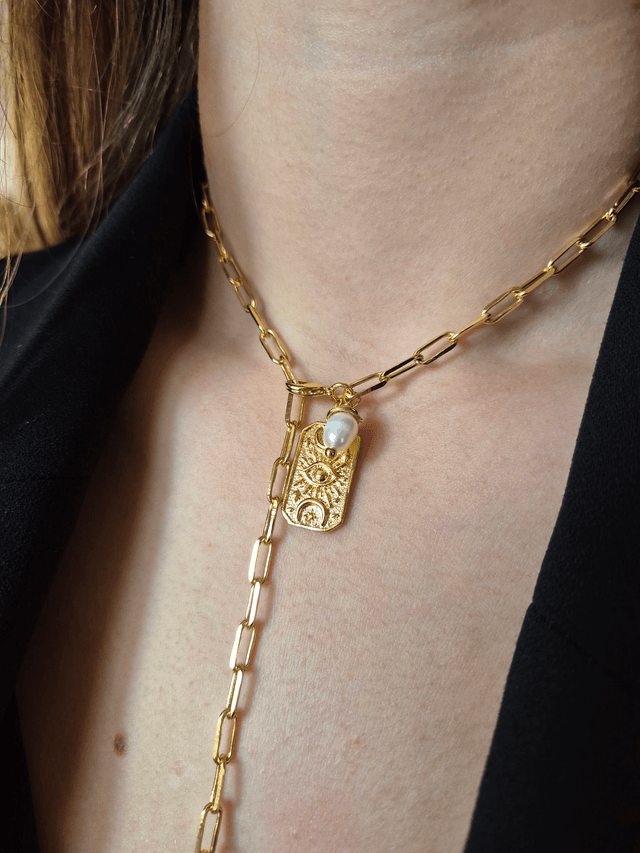 Collier AVA