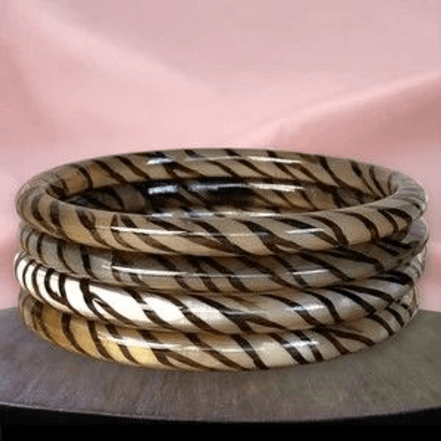 Bracelet Jonc Corne Zèbre noir 6 mm 